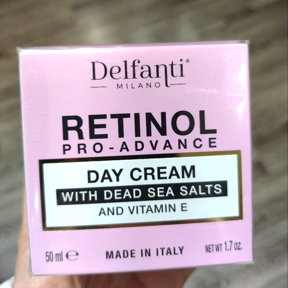 Retinol Pro-Advanve Day Cream with Dead Sea Salts - Picture 1 of 3